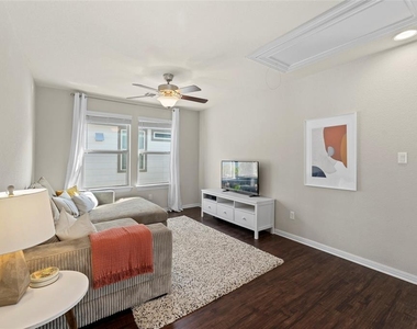 16004 Cessida St - Photo Thumbnail 28