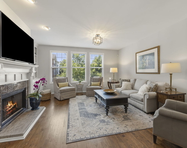 231 N West Street - Photo Thumbnail 10