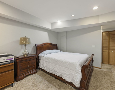 231 N West Street - Photo Thumbnail 17