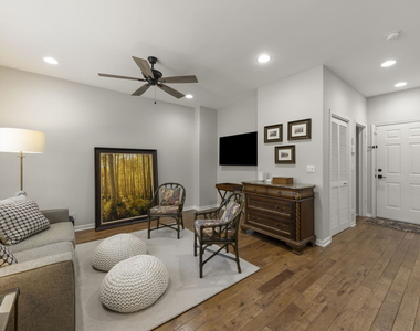 231 N West Street - Photo Thumbnail 1