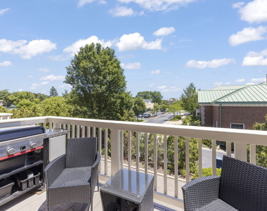 231 N West Street - Photo Thumbnail 19