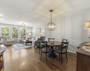 231 N West Street - Photo Thumbnail 8