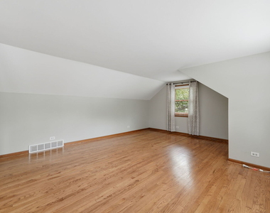 902 N Rohlwing Road - Photo Thumbnail 29