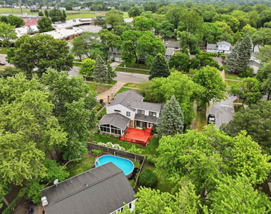 902 N Rohlwing Road - Photo Thumbnail 39