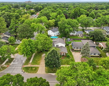 902 N Rohlwing Road - Photo Thumbnail 36