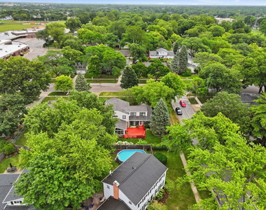 902 N Rohlwing Road - Photo Thumbnail 38