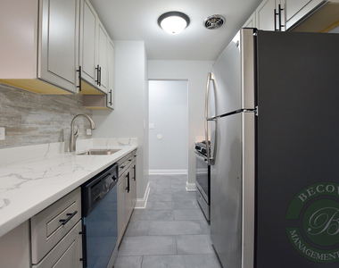6201 N Kenmore Avenue - Photo Thumbnail 5