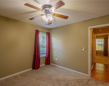 67 Nashport Lane - Photo Thumbnail 16