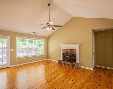 67 Nashport Lane - Photo Thumbnail 18