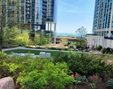 450 E Waterside Drive - Photo Thumbnail 31