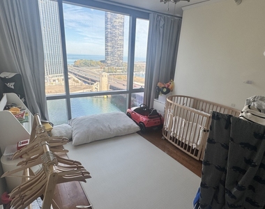 450 E Waterside Drive - Photo Thumbnail 12