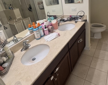 450 E Waterside Drive - Photo Thumbnail 11