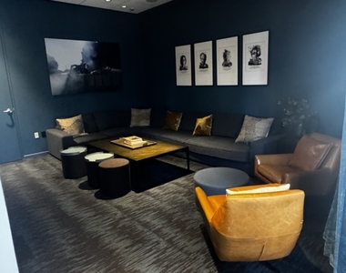 450 E Waterside Drive - Photo Thumbnail 28
