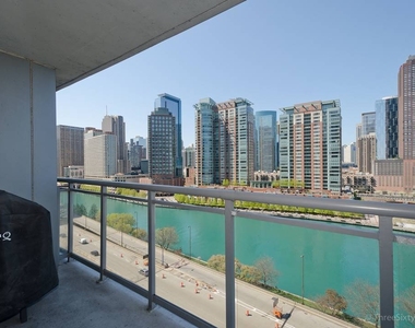 450 E Waterside Drive - Photo Thumbnail 8