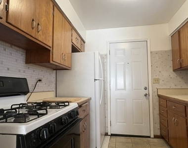 6834 W Diversey Avenue - Photo Thumbnail 6