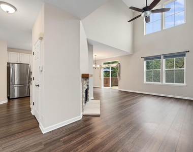 145 Tanglewood Drive - Photo Thumbnail 2