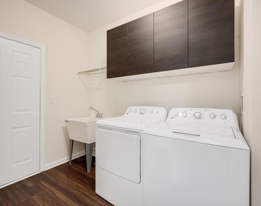 145 Tanglewood Drive - Photo Thumbnail 10