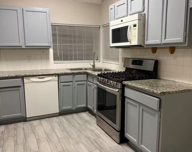 343 Elder Vista Drive - Photo Thumbnail 14