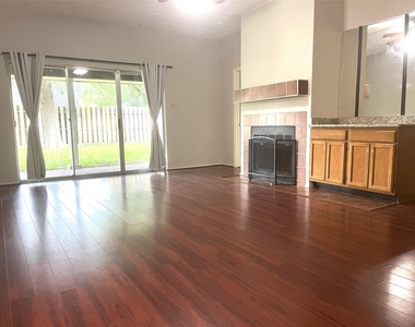 343 Elder Vista Drive - Photo Thumbnail 2