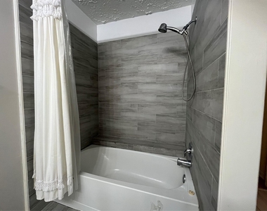 343 Elder Vista Drive - Photo Thumbnail 11