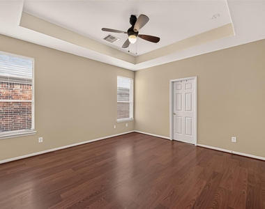 2914 Aspen Park Lane - Photo Thumbnail 25