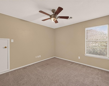 2914 Aspen Park Lane - Photo Thumbnail 34