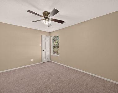 2914 Aspen Park Lane - Photo Thumbnail 32