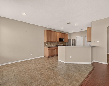 2914 Aspen Park Lane - Photo Thumbnail 13