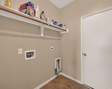 2914 Aspen Park Lane - Photo Thumbnail 40