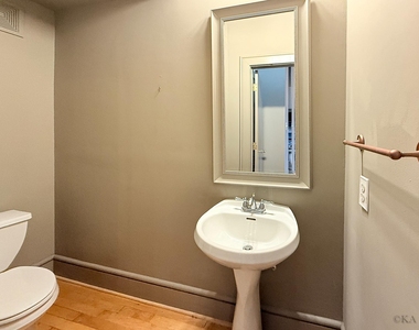 1014 Columbus Street - Photo Thumbnail 8