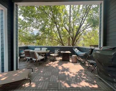 1014 Columbus Street - Photo Thumbnail 5