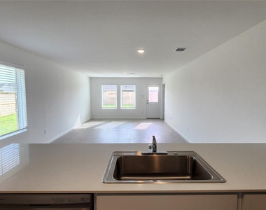 6303 Geyser Starish Drive - Photo Thumbnail 5