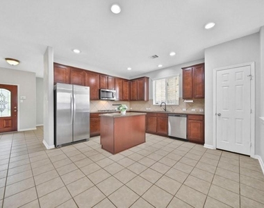 21522 Venture Park Drive - Photo Thumbnail 8