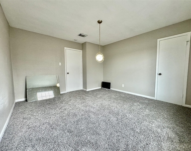 11525 Beechnut Street - Photo Thumbnail 14
