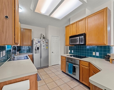 522 High Meadows Drive - Photo Thumbnail 13