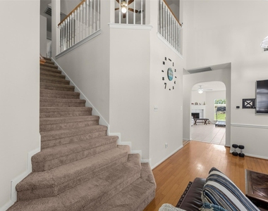 522 High Meadows Drive - Photo Thumbnail 4