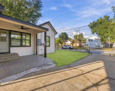 503 4th Street - Photo Thumbnail 17
