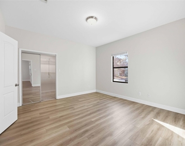503 4th Street - Photo Thumbnail 9
