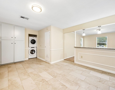 5226 W Bellfort Avenue - Photo Thumbnail 11