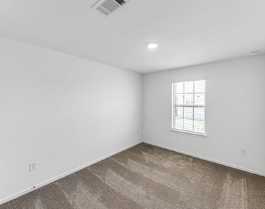 1029 Laguna Cove Drive - Photo Thumbnail 24