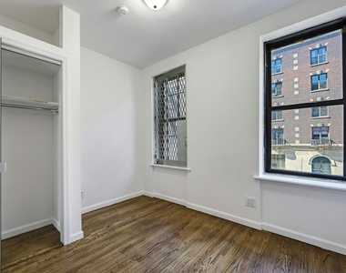 188 Claremont Avenue - Photo Thumbnail 6
