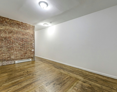 188 Claremont Avenue - Photo Thumbnail 7