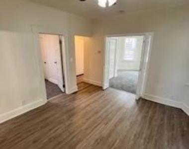 14 Portland - Photo Thumbnail 1