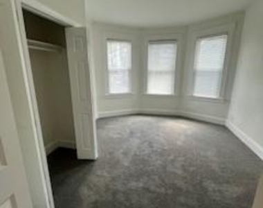 14 Portland - Photo Thumbnail 2