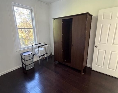 164 Cambridge - Photo Thumbnail 2