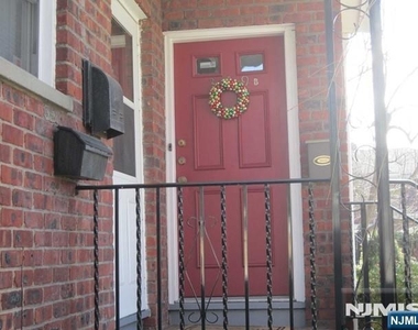 309b Grand - Photo Thumbnail 4