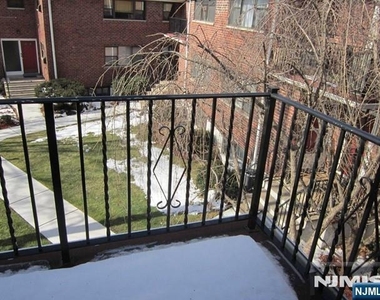 309b Grand - Photo Thumbnail 10