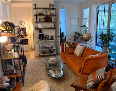 246 Johnson Avenue - Photo Thumbnail 2