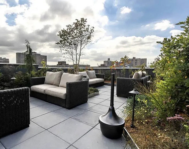 246 Johnson Avenue - Photo Thumbnail 18