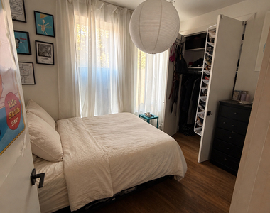 246 Johnson Avenue - Photo Thumbnail 8